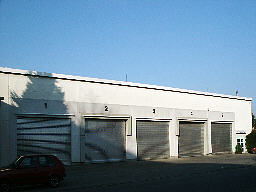 Tore fr LKW-Garagen und Ladehallen